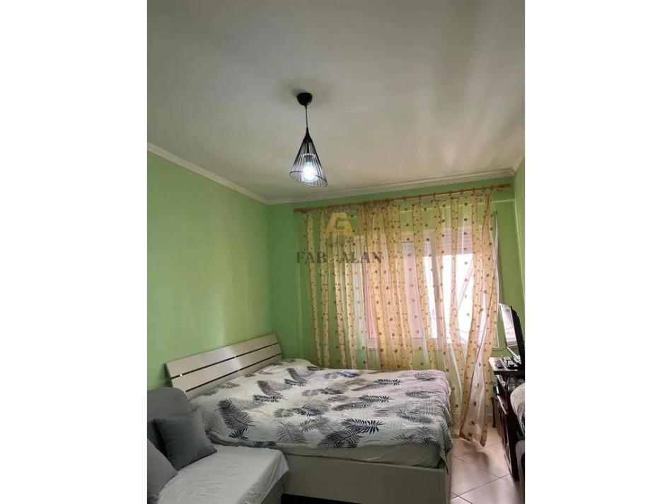 Tirane, shitet apartament 1+1 Kati 2, 69 m² 102.000 € (Rruga e Teleferikut, Fresku)