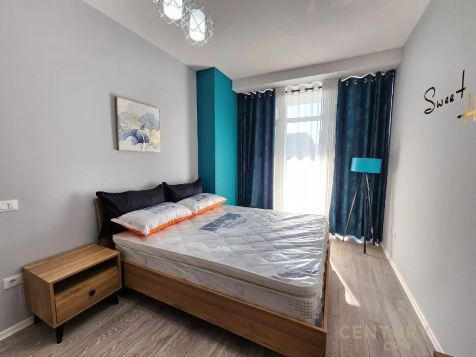 Tirane, jepet me qera apartament 1+1, Kati 3, 70 m² 650 € (Kika 2, Komuna e Parisit)