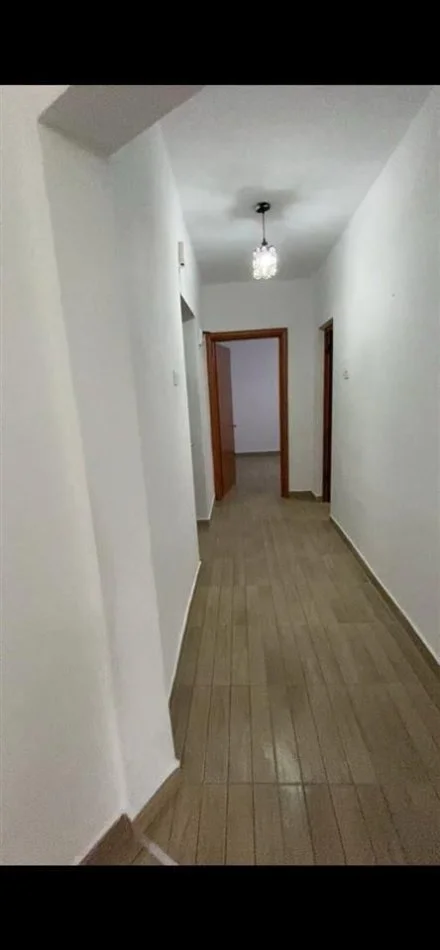 Tirane, shitet apartament 1+1 Kati 2, 71 m² 109.000 € (Laprake)