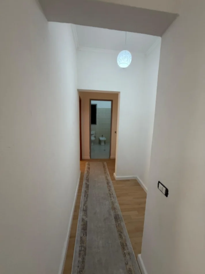 Tirane, shitet 2+1 Kati 7, 90 m² (Rruga e thesarit)