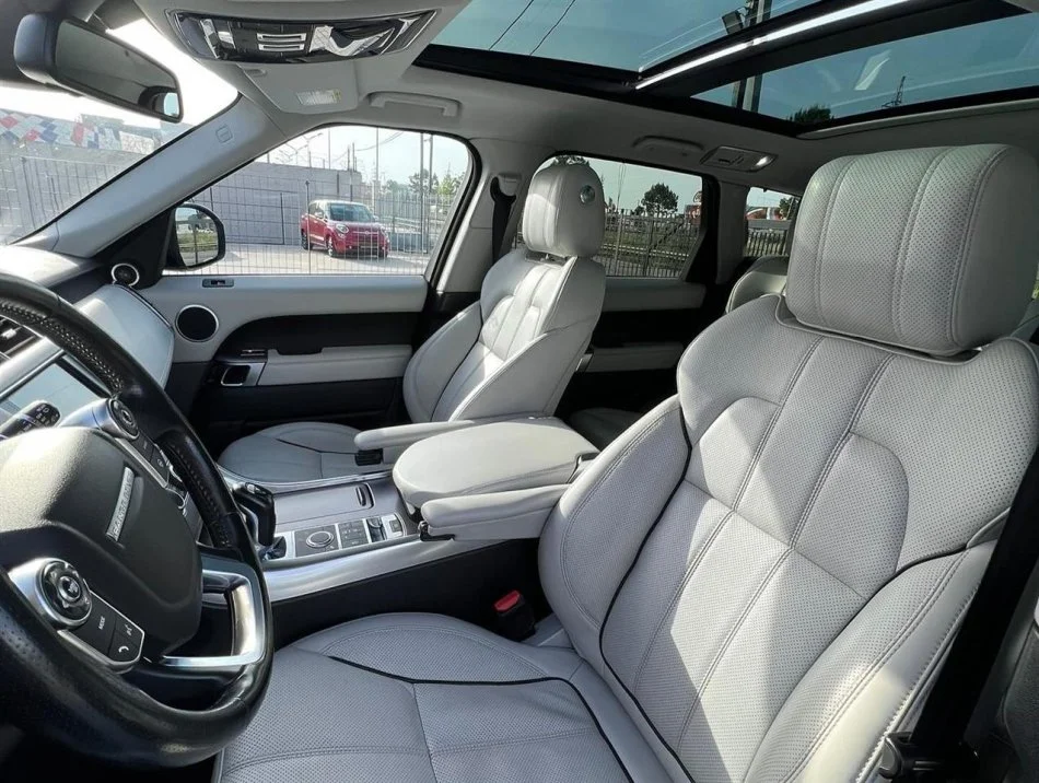 Tirane, shes Range Rover Sport 3.0 Nafte Nafte, e zeze automatik Klima 200.566 km 23.000 €
