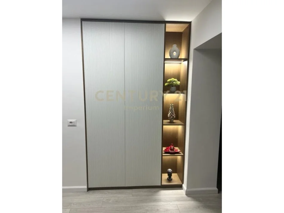 apartament 2+1 prane Qendres !