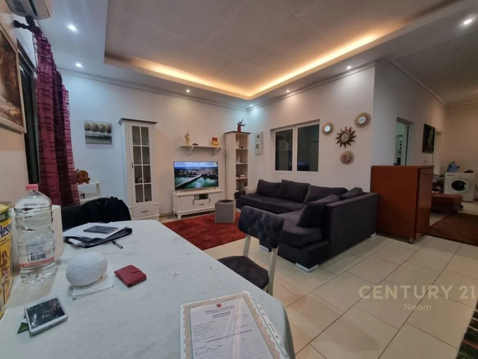 Tirane, shitet apartament 2+1 Kati 5, 84 m² 149.000 € (ish nisharaku)