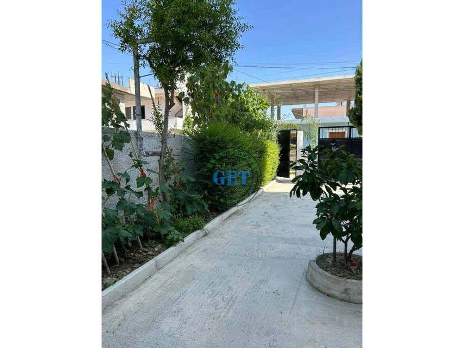 Durres, jepet me qera apartament 1+1 Kati 0, 80 m² 200 € 