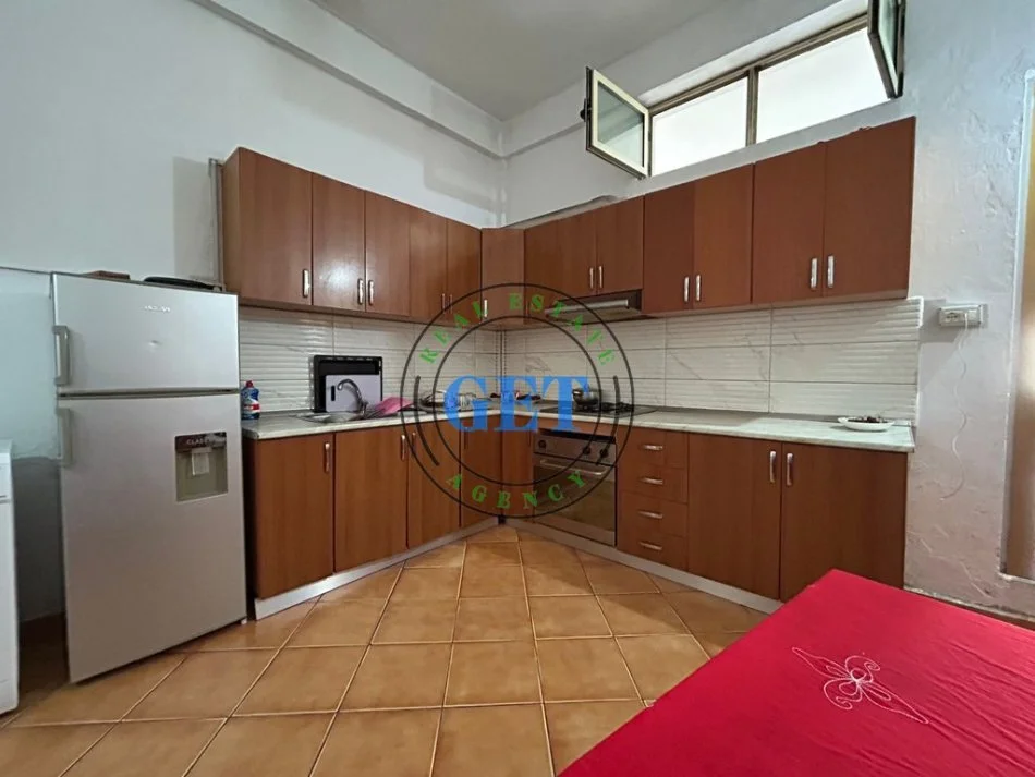 Durres, jepet me qera apartament 1+1 Kati 0, 80 m² 200 € 