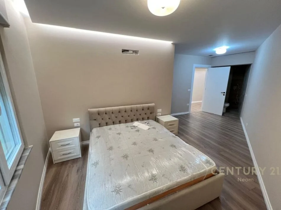 Tirane, shitet apartament 3+1 Kati 1, 129 m² 190.000 € (kopeshti bottanik)
