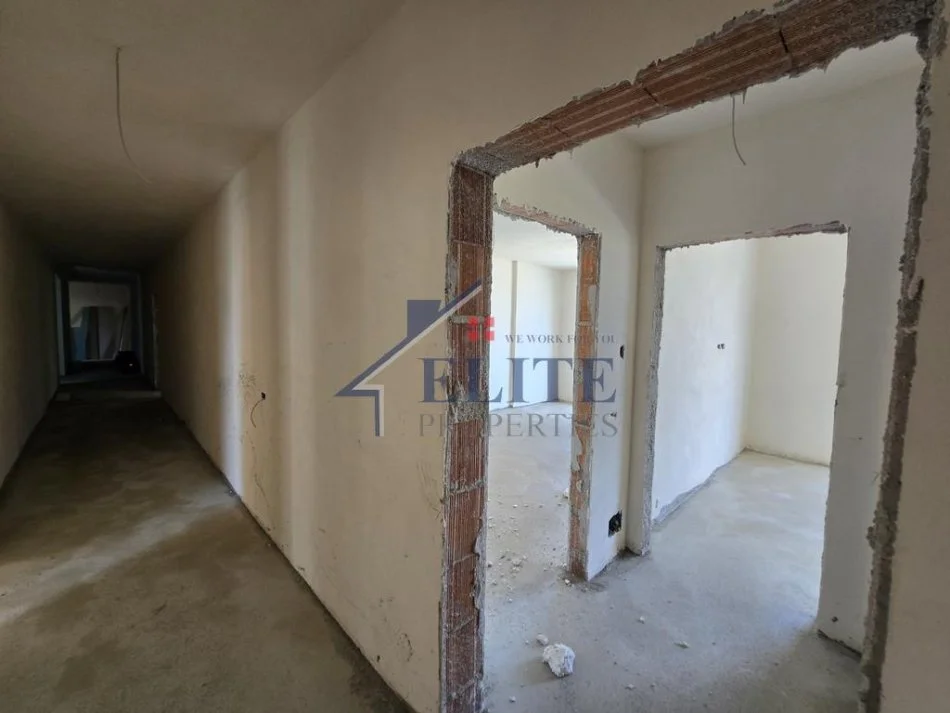 Tirane, shitet apartament 1+1+Ballkon Kati 6, 61 m² (Paskuqan)