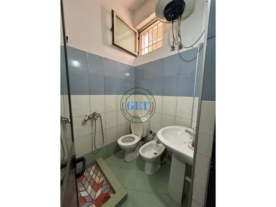 Durres, jepet me qera apartament 1+1 Kati 0, 80 m² 200 € 
