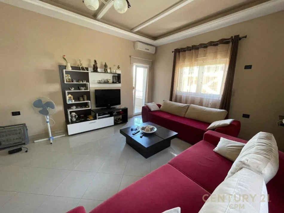 Vile 2-kateshe ne Fresk 125000 €