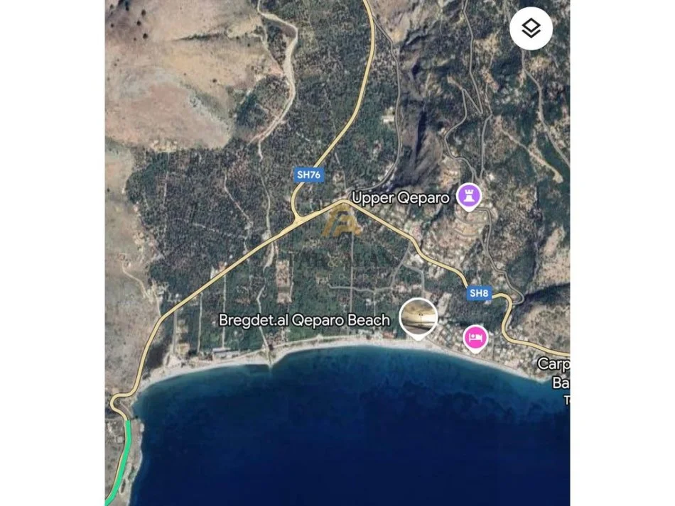 Himare, shitet truall , 10.000 m² 3.000.000 € (Qeparo)