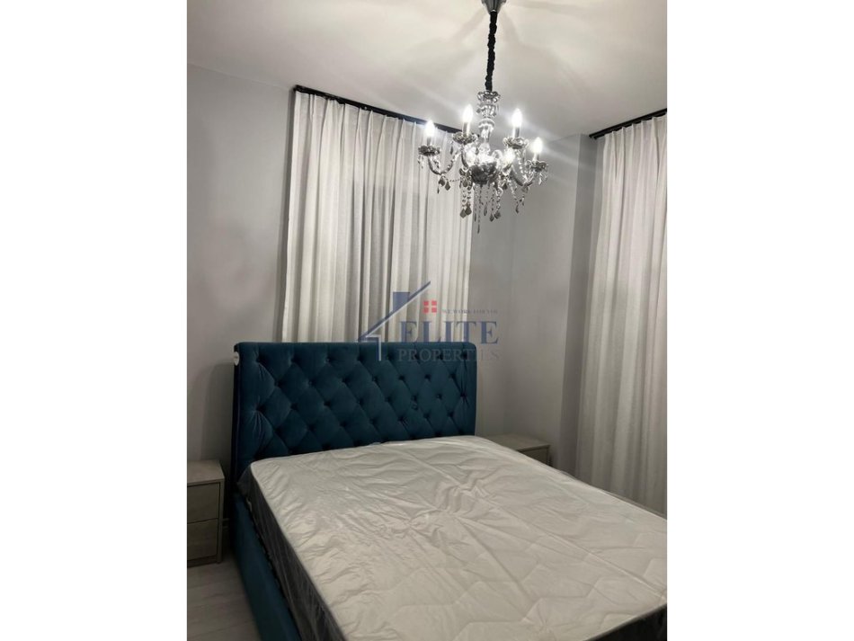 Tirane, jepet me qera apartament 2+1+Ballkon Kati 1, 85 m² 750 € (Don Bosko)