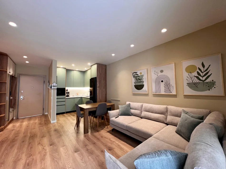 Tirane, jepet me qera apartament 2+1 Kati 3, 103 m² 1.000 € (Rruga elbasanit)