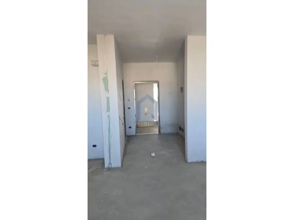 Durres, shes apartament 1+1+Ballkon Kati 5, 88 m² 162.800 € (Golem)