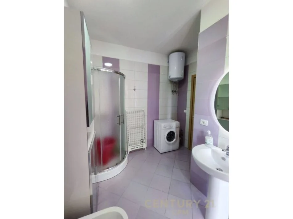 Apartament 2+1 për Qira në Ish Stacioni i Trenit!, 500euro