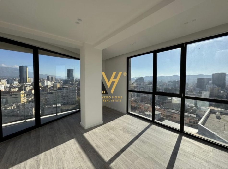 Tirane, jepet me qera apartament 2+1+Ballkon Kati 12, 104 m² 1.100 € (MINE PEZA)