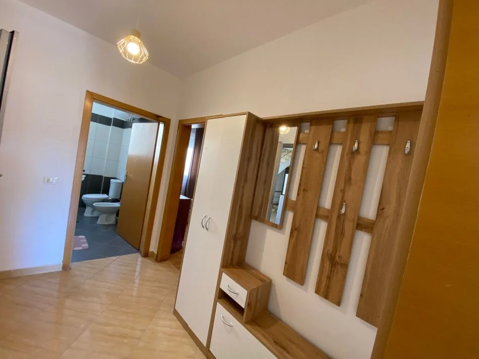 Durres, jepet me qera apartament 1+1+Ballkon Kati 5, 60 m² 500 € (STACIONI PARE PLAZH DURRES)