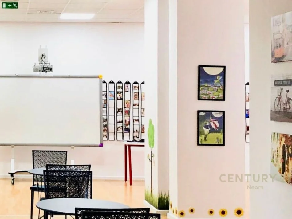 Tirane, shitet ambjent biznesi Kati 0, 580 m² 1.200.000 € (Neom92693)