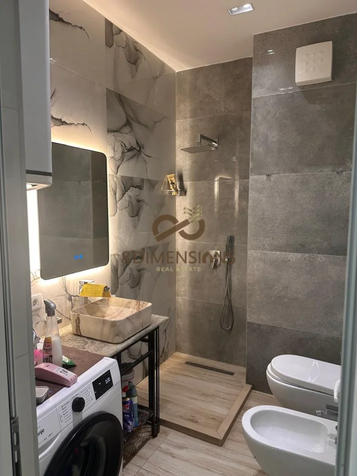 Shitet Apartament 3+1+2 Tualete ballkon te Kompleksi Magnet (D8143A-36)
