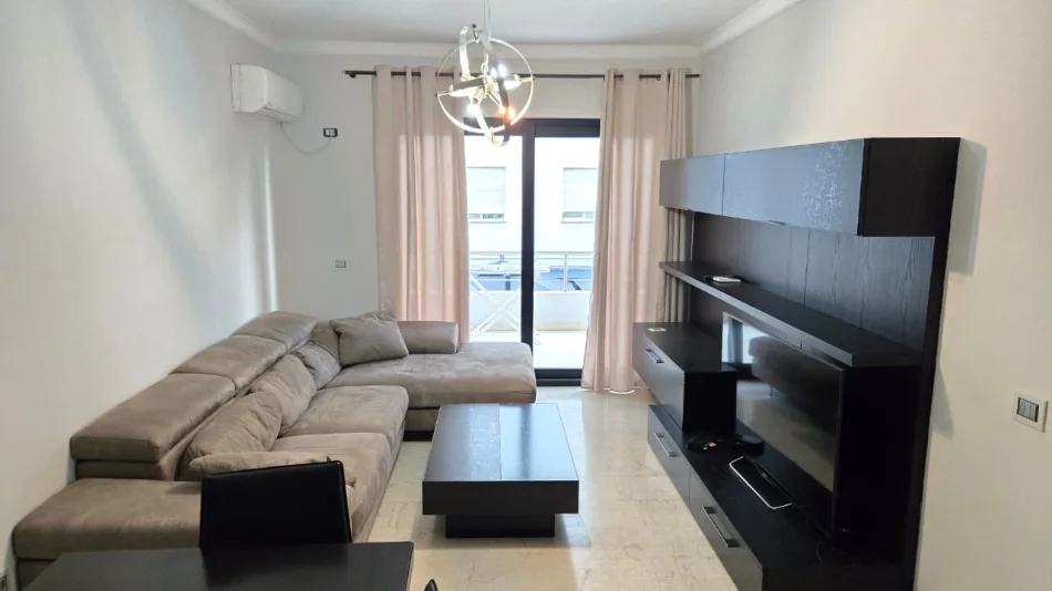 Tirane, shitet apartament 2+1 Kati 2, 105 m² 210.000 € (Liqeni i Thate)