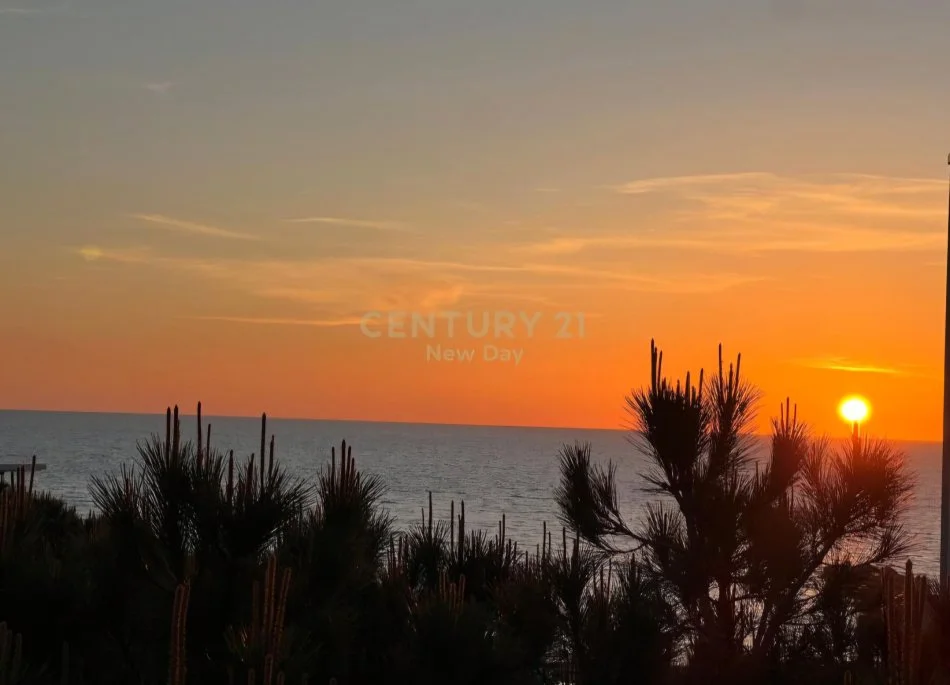 Durres, shitet apartament 5+1 Kati 5, 398 m² 760.000 € (Mali I Robit)