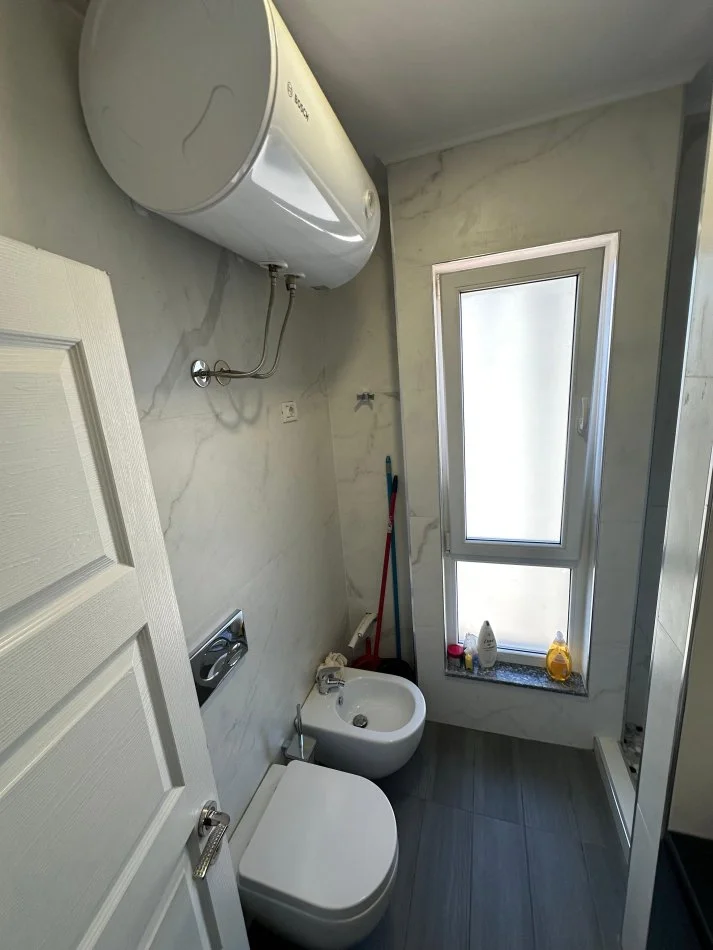 Tirane, shitet apartament 1+1 Kati 4, 60 m² 115.000 € (ish fusha aviacionit)