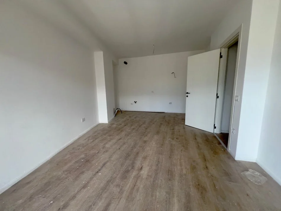 Tirane, shitet apartament 1+1, Kati 8, 63 m2 103,000 € (Rruga Nikolla Zoraqi)