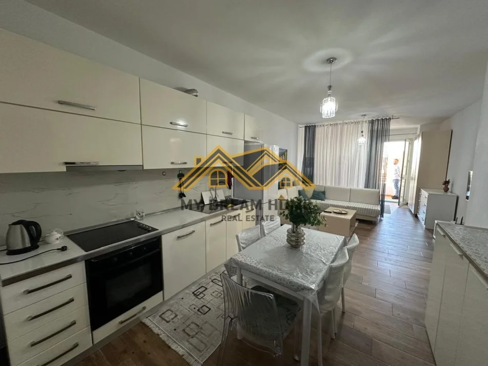 Durres, jepet me qera apartament 1+1 Kati 7, 65 m² 350 € (PLEPA DURRES)