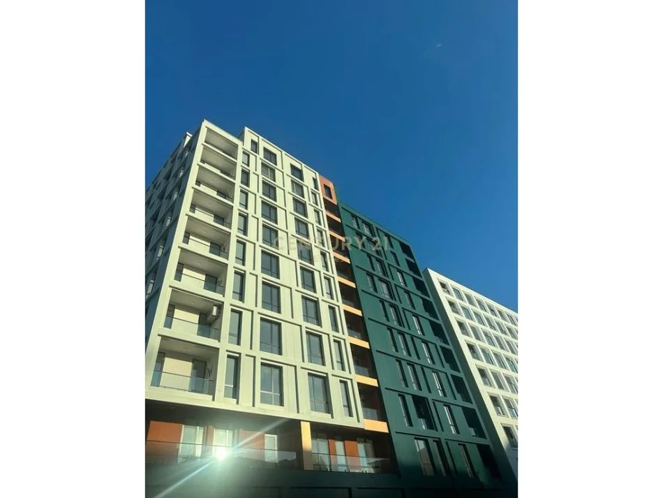 Tirane, shes apartament 3+1 Kati 9, 156 m² 269.000 € (BULEVARDI I RI)