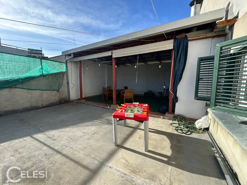 Tirane, jepet me qera apartament 3+1+Ballkon Kati 8, 160 m² 600 € (yzberisht)