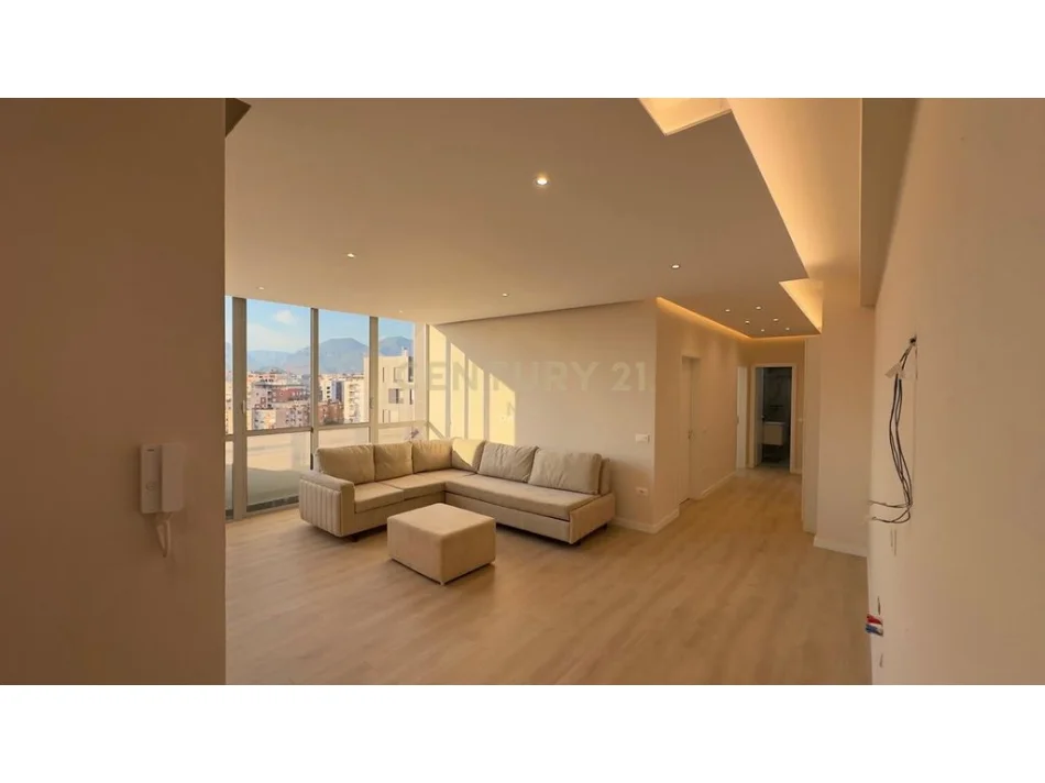 Tirane, jepet me qera apartament 2+1 Kati 6, 110 m² 750 € (Ali Demi)