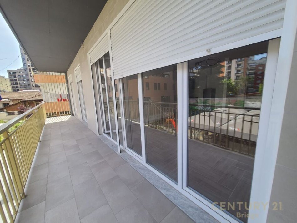 Tirane, shitet apartament Kati 2, 109 m² 237,000 € (