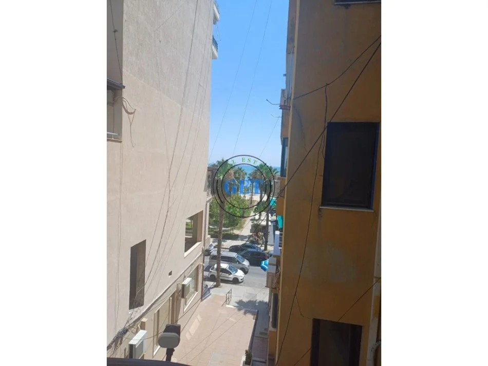 Durres, jepet me qera apartament 2+1+Ballkon Kati 3, 120 m² 600 € 