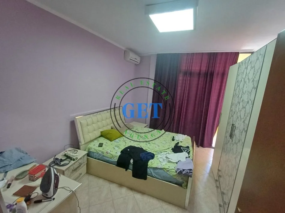 Durres, jepet me qera apartament 2+1+Ballkon Kati 3, 120 m² 600 € 