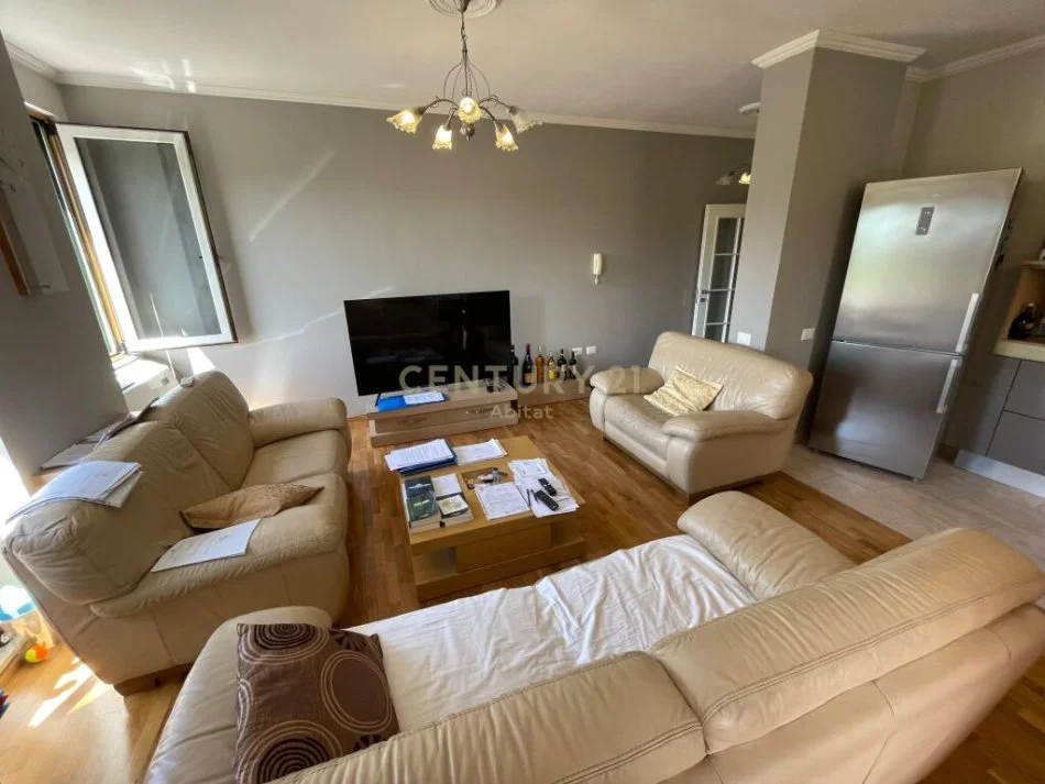 Tirane, shitet apartament 2+1, Kati 4, 115 m² 350,000 € 