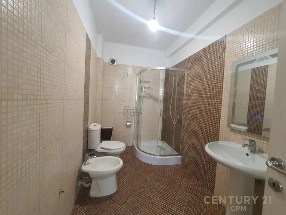 Tirane, shitet apartament , Kati 3, 111 m² 125,000 € 