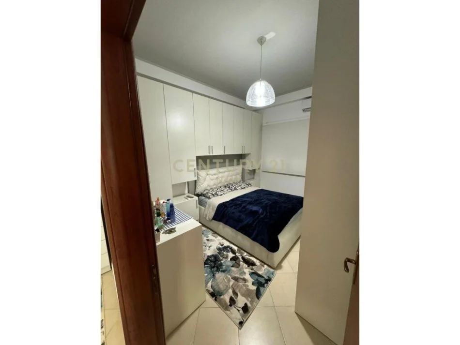 Tirane, jap me qera apartament 1+1+Ballkon, Kati 5, 74 m² 600 € (Bill Klinton, Kodra e Diellit)