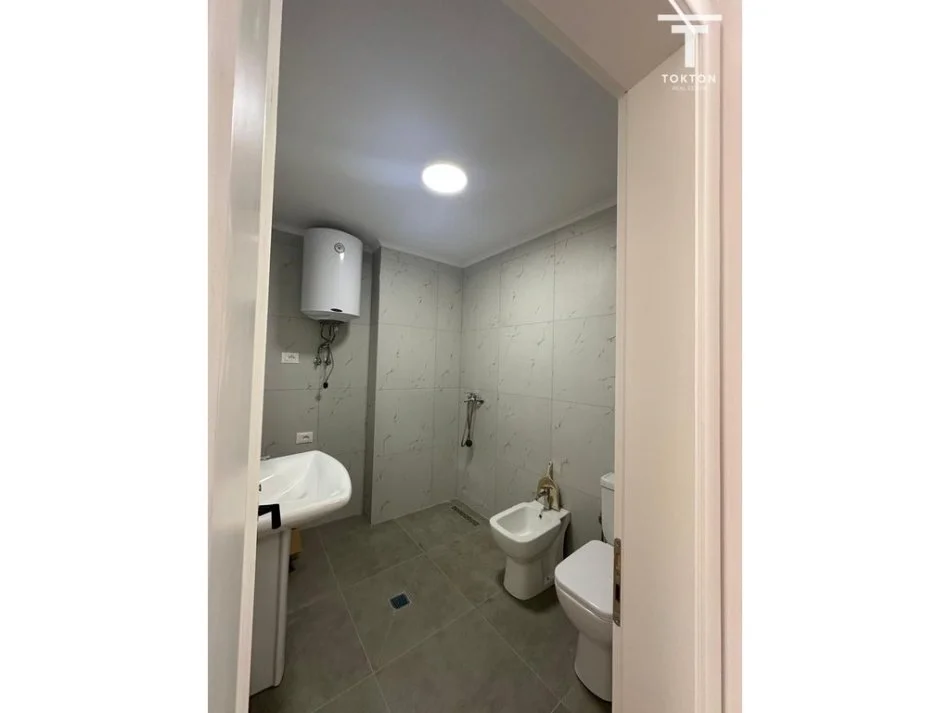 Tirane, shes apartament 2+1 Kati 4, 86 m² 133.000 € (Astir)