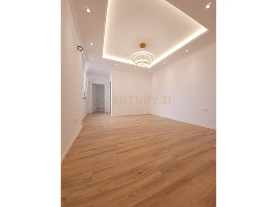 Tirane, shitet apartament 1+1, Kati 7, 58 m² 120,000 € 