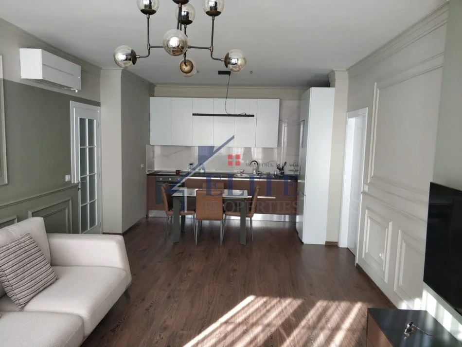 Tirane, jepet me qera apartament 2+1+Ballkon Kati 2, 110 m² 1.100 € (Myslym Shyri)