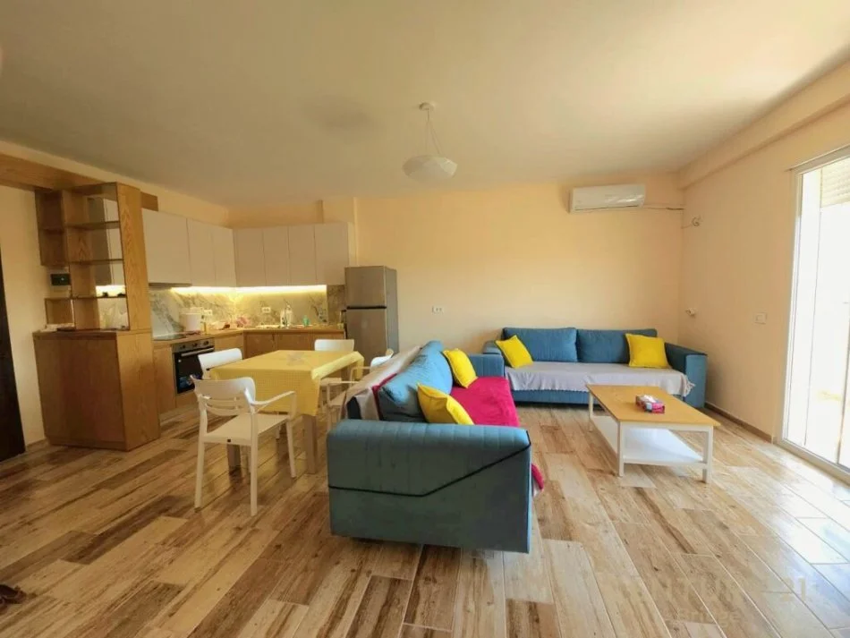 Durres, shitet apartament 1+1+Aneks+Ballkon ,