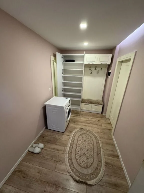 Tirane, jepet me qera apartament 1+1 Kati 4, 60 m² 600 € (21 Dhjetori)