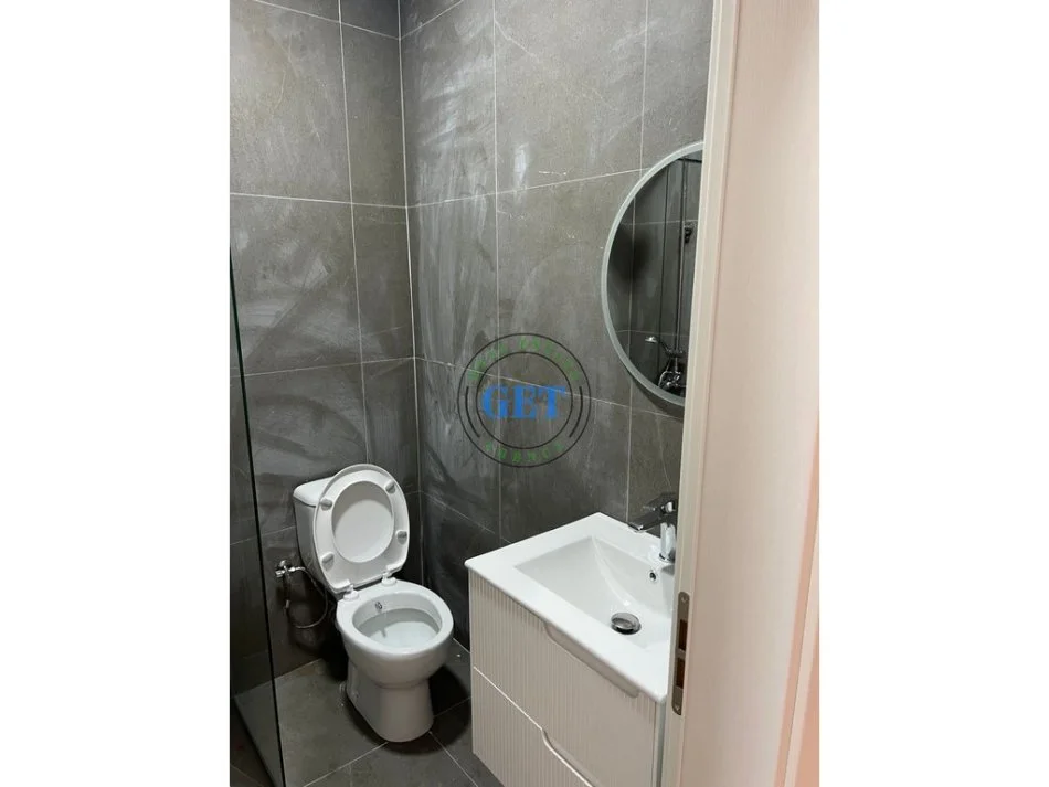 Tirane, shitet apartament 2+1 Kati 3, 100 m² 148.000 € (Golem)