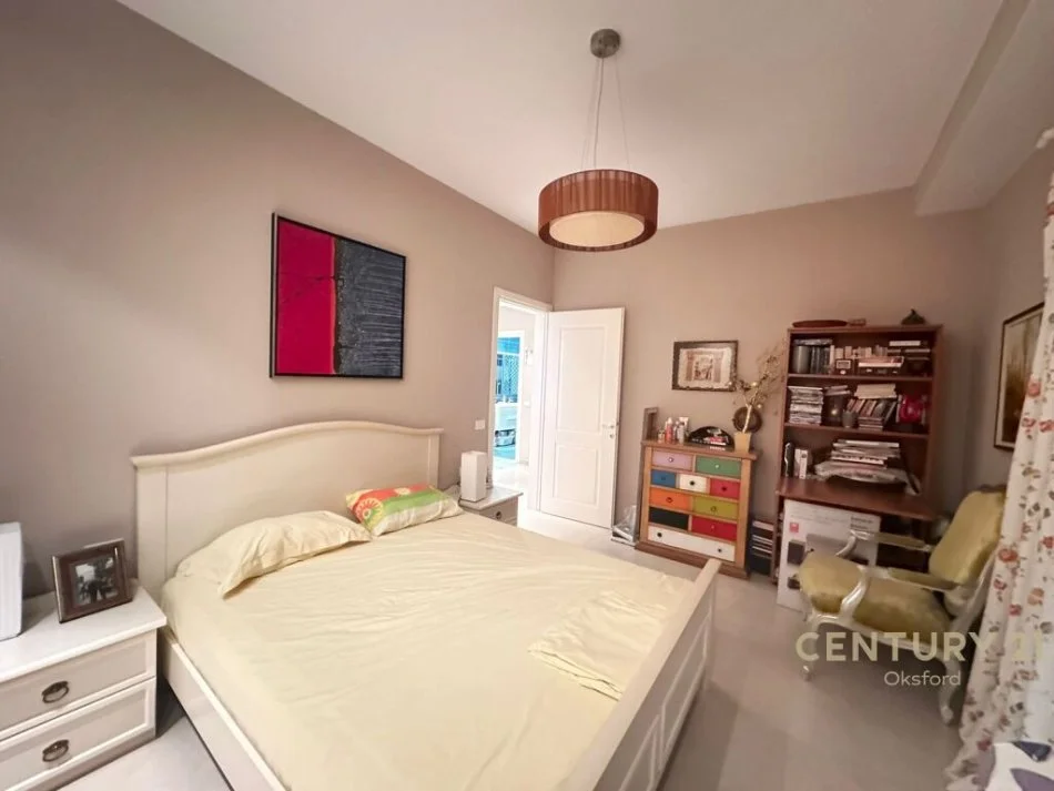 Tirane, shitet apartament 2+1+Aneks+Ballkon, Kati 3, 177 m² 175,000 € (gjiri lalzit)