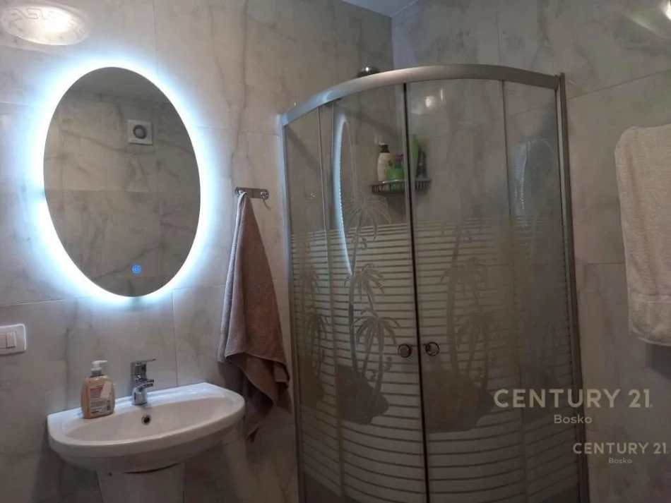 Tirane, apartament , 65 m² 500 € (