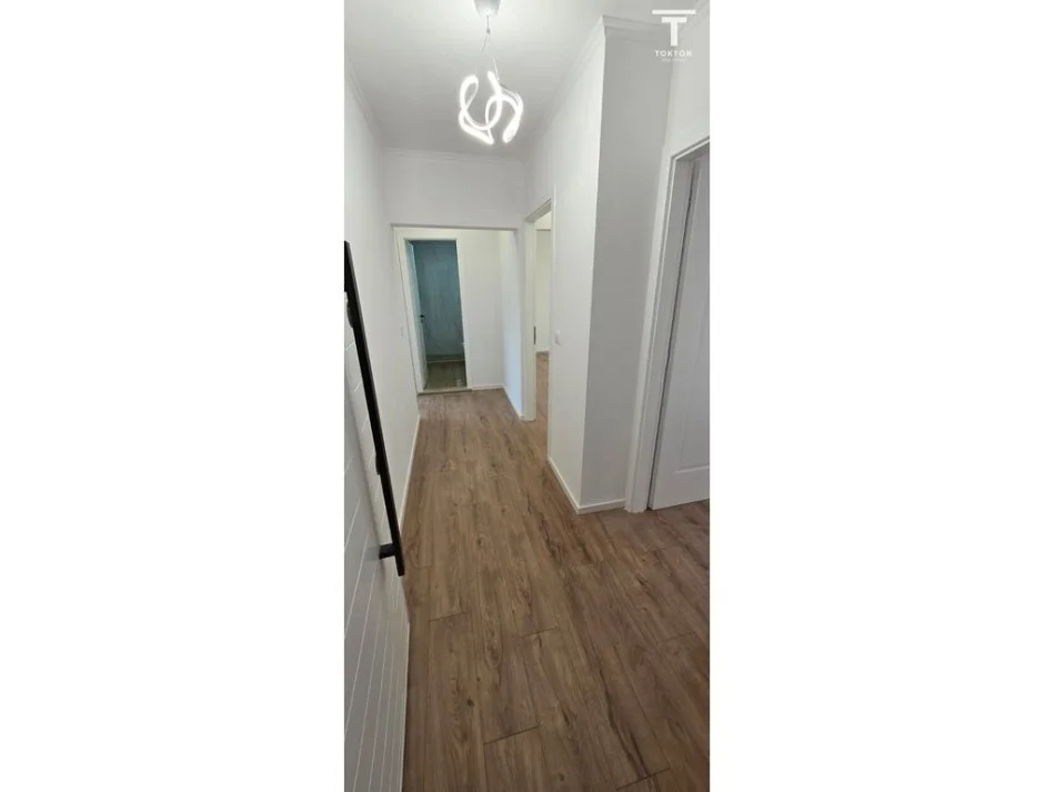 Tirane, shitet apartament 2+1 Kati 4, 64 m² 169.000 € (Rruga e Kavajes)