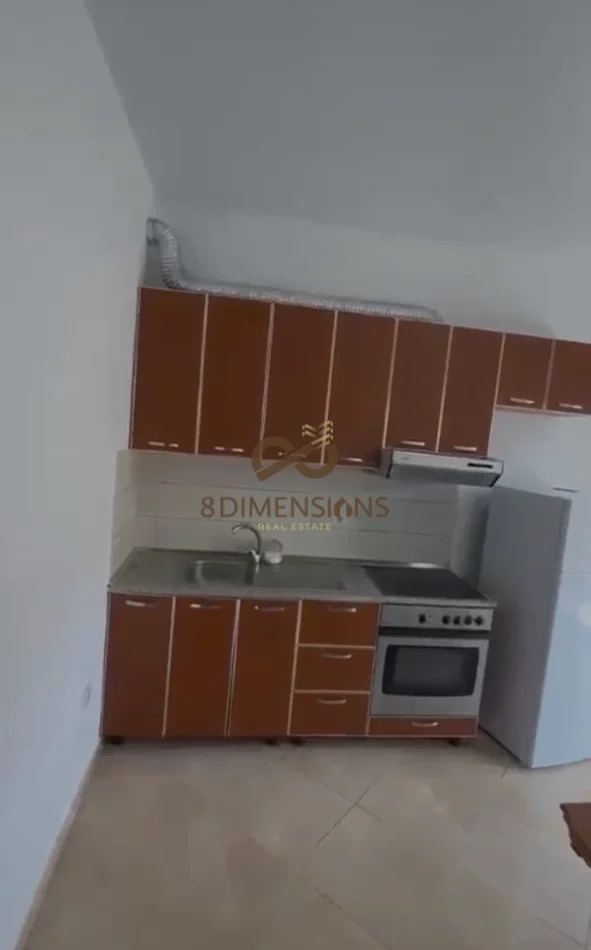 Jepet me qera Apartament 2+1 ne Liqenin e Thate (D8242A-220)