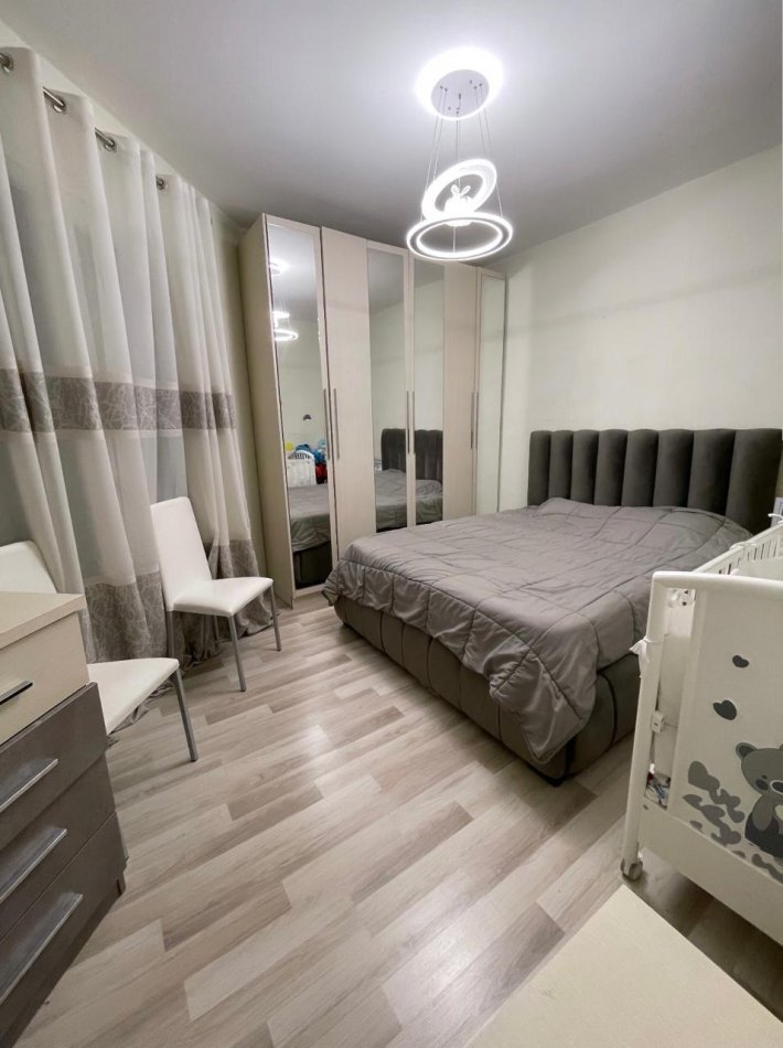 Tirane, shes apartament 1+1+Ballkon Kati 7, 62 m² 98.000 € (Shitet apartament 1+1+ballkon)