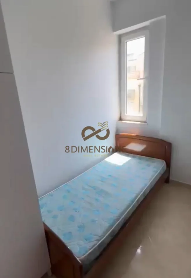 Jepet me qera Apartament 2+1 ne Liqenin e Thate (D8242A-220)