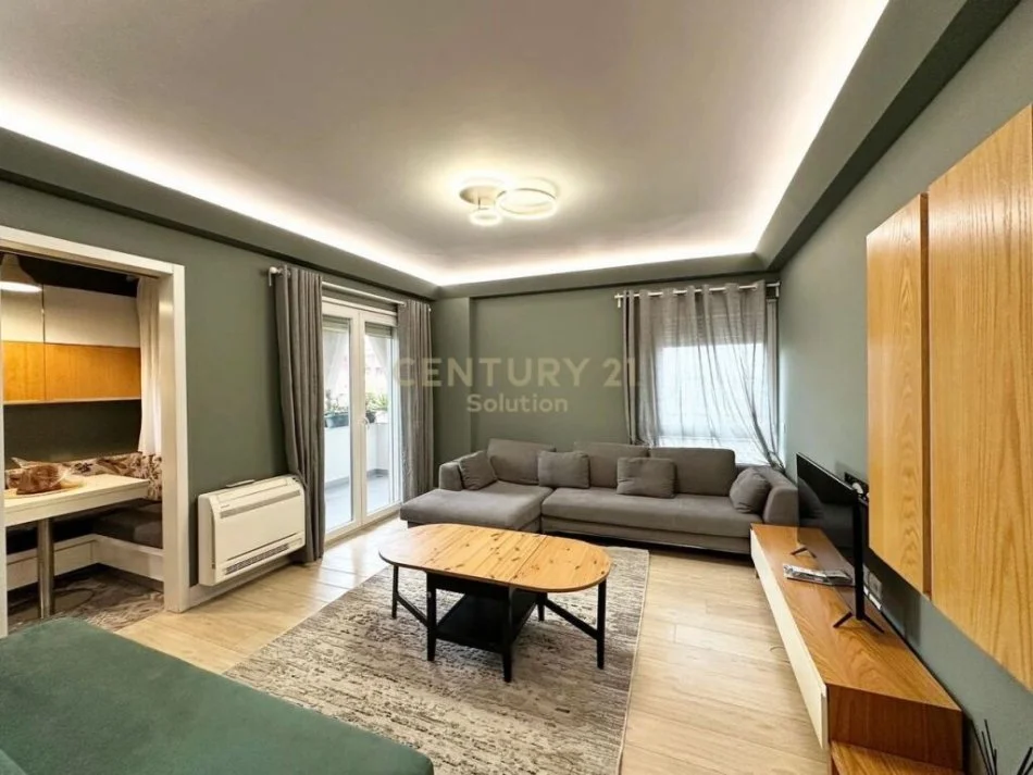 Tirane, jepet me qera apartament Kati 8, 94 m² 900 € 