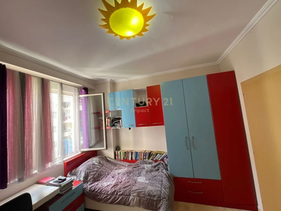 Tirane, shitet apartament 2+1+Ballkon Kati 2, 100 m² 137,000 € 